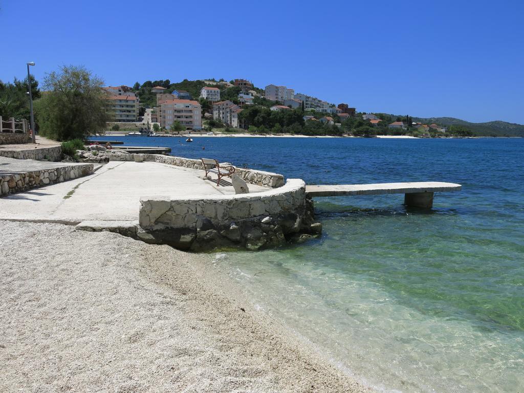 Apartments Luka Trogir Rum bild