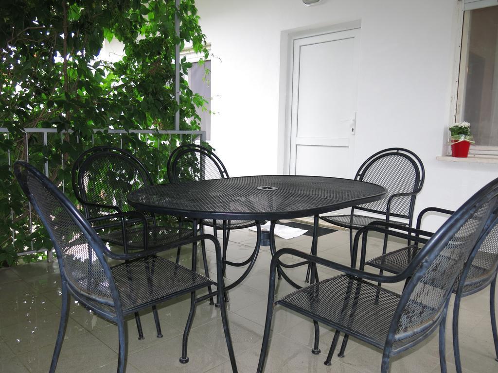 Apartments Luka Trogir Rum bild