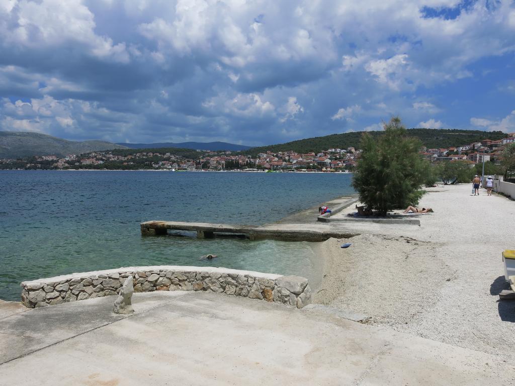 Apartments Luka Trogir Exteriör bild