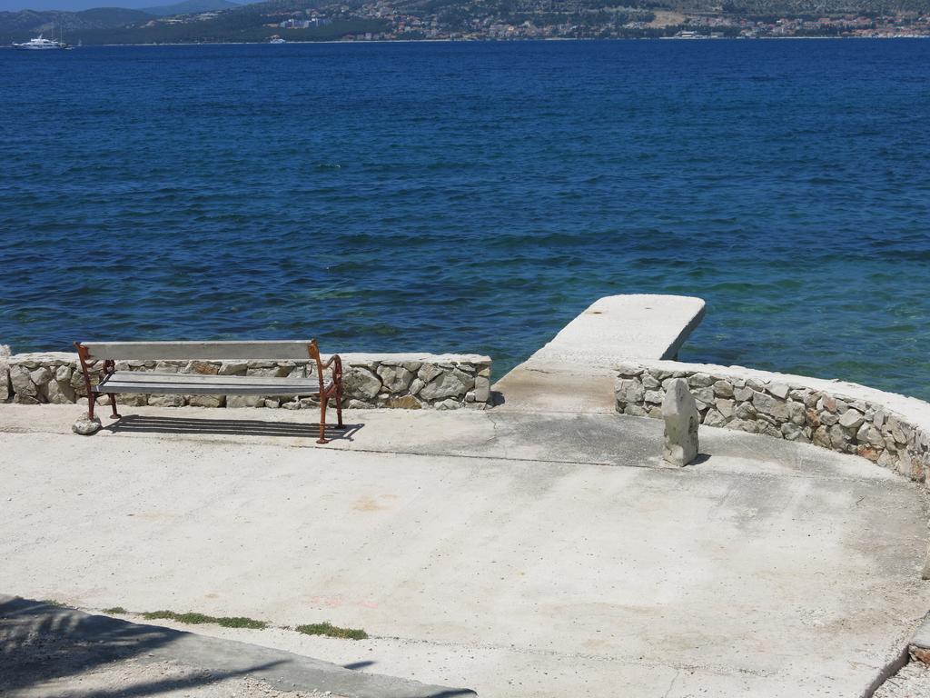 Apartments Luka Trogir Exteriör bild