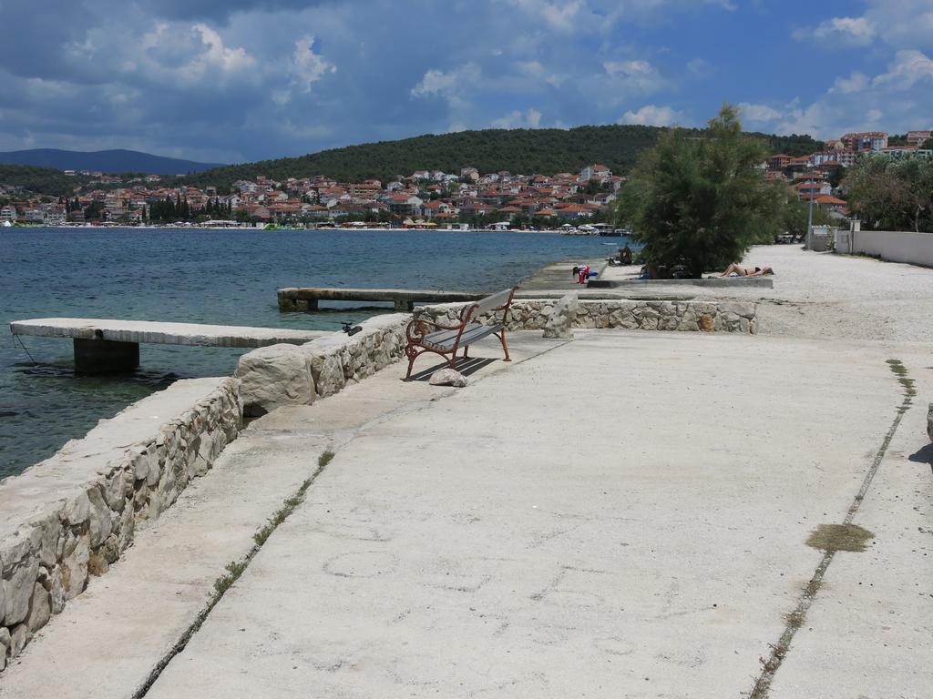 Apartments Luka Trogir Exteriör bild