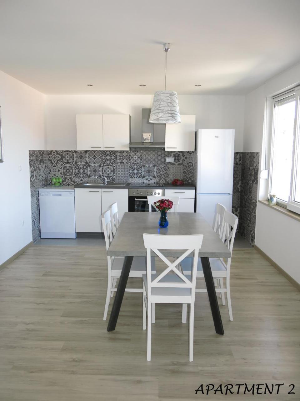 Apartments Luka Trogir Exteriör bild