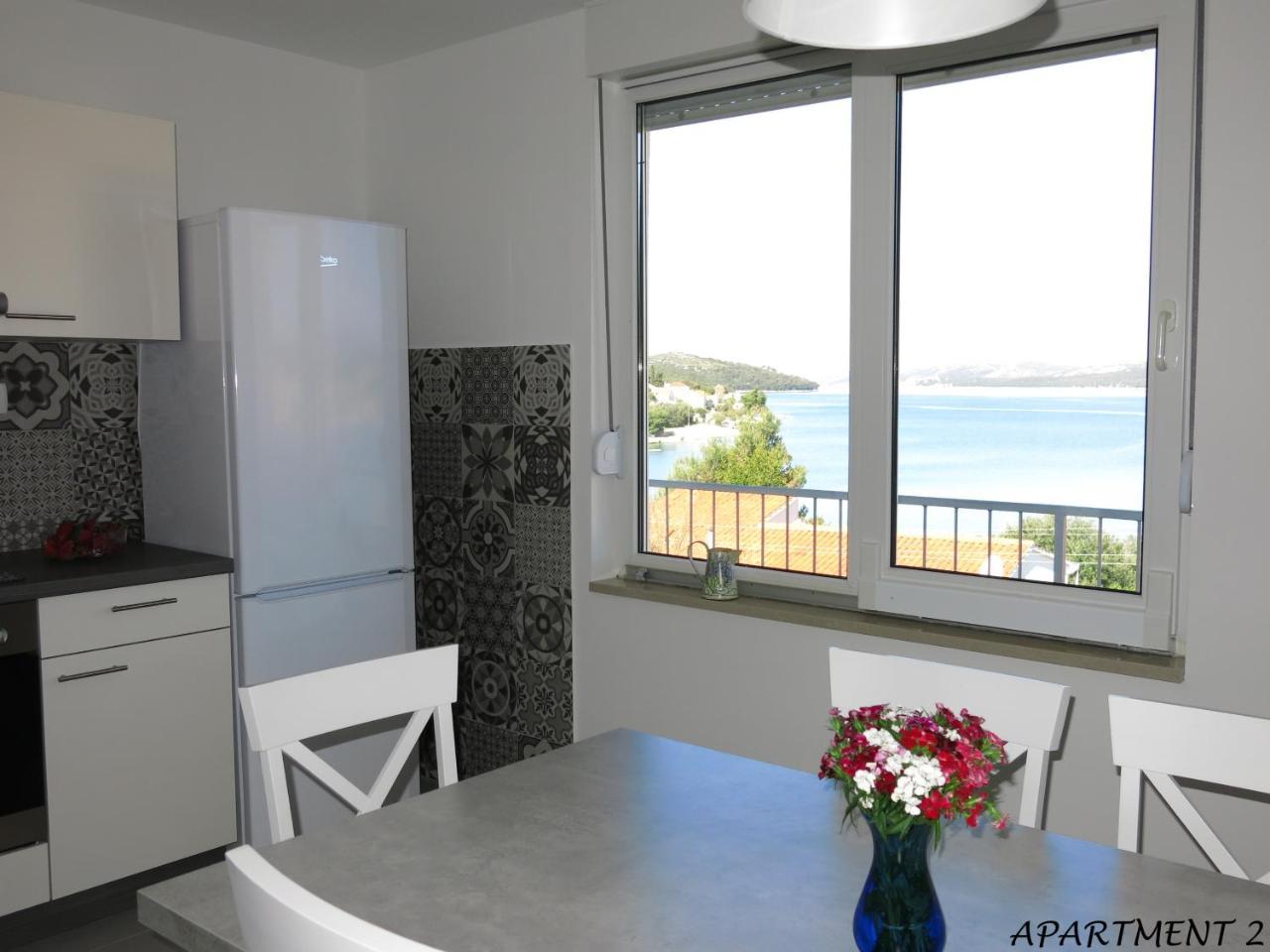 Apartments Luka Trogir Exteriör bild