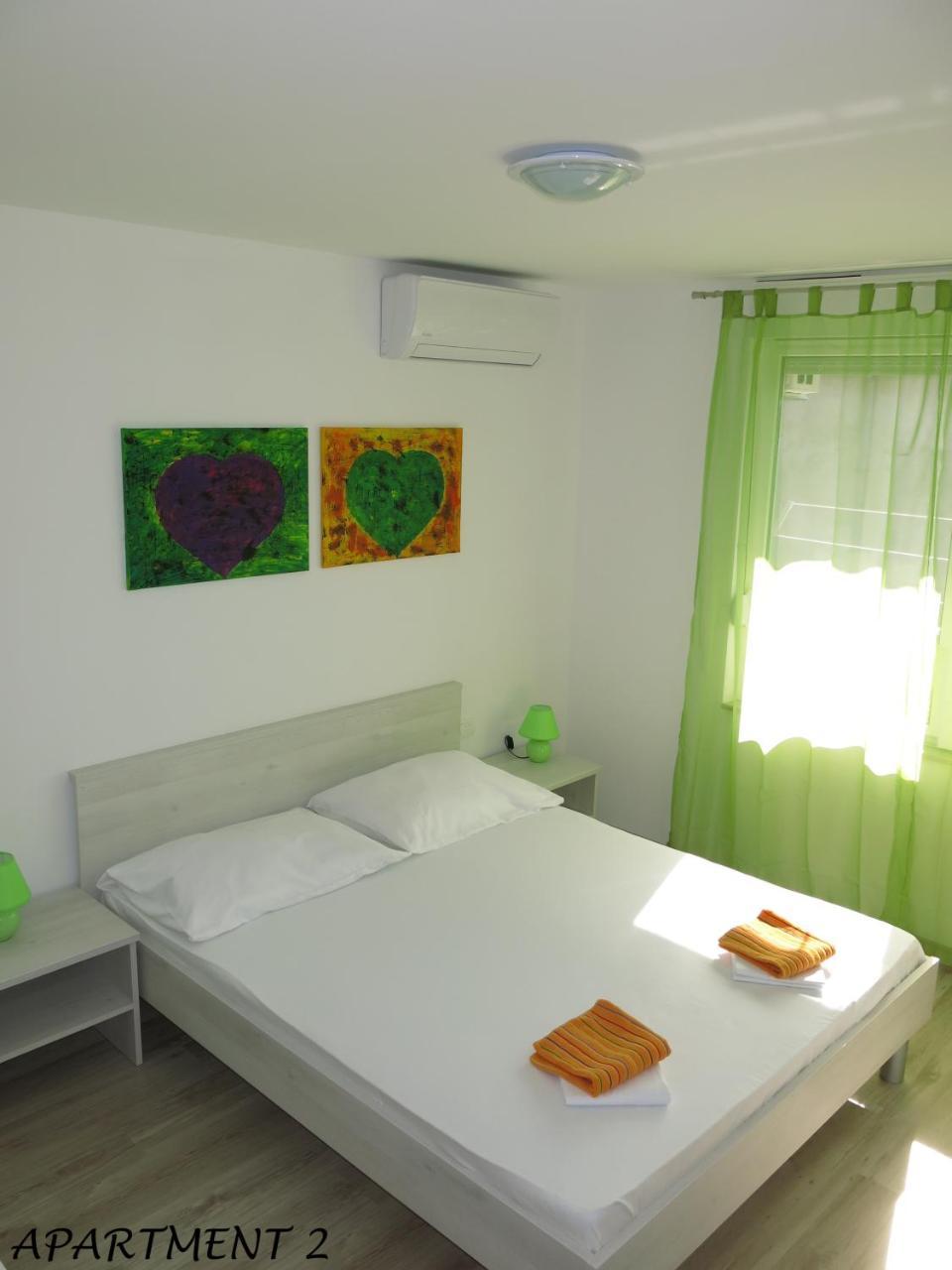 Apartments Luka Trogir Exteriör bild